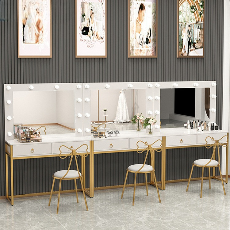 Dressing table with light mirr - Beauty Makeup Bridal recension och pris