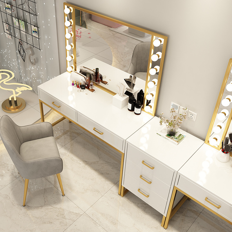 Makeup table Photo studio Make - Beauty Makeup Studio recension och pris